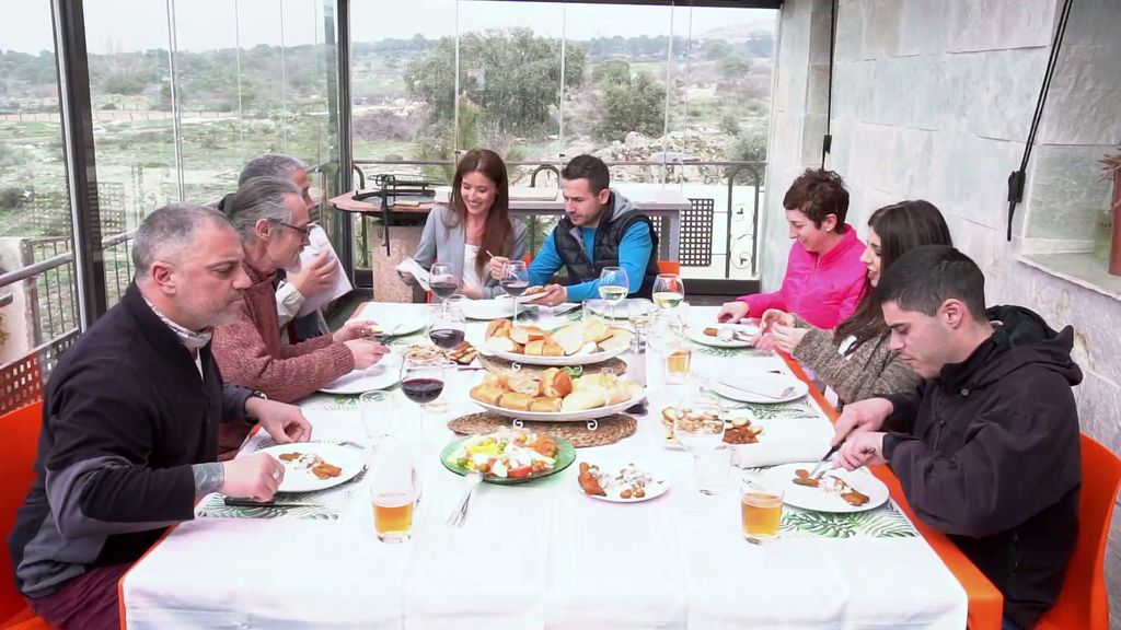 'Bienvenidos a mi hotel' - Arrebol 2.