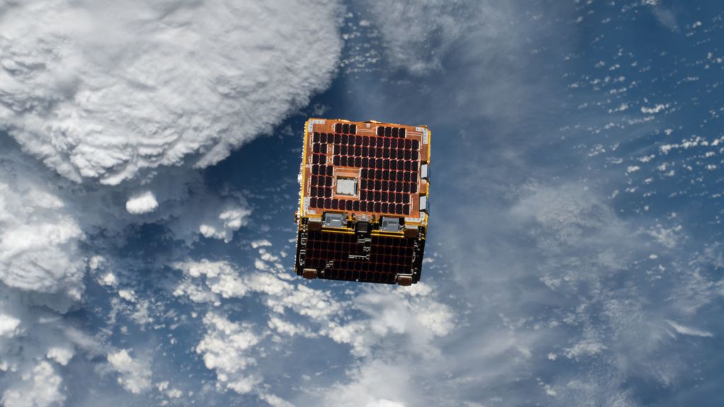 La NASA trabaja para eliminar los desechos espaciales