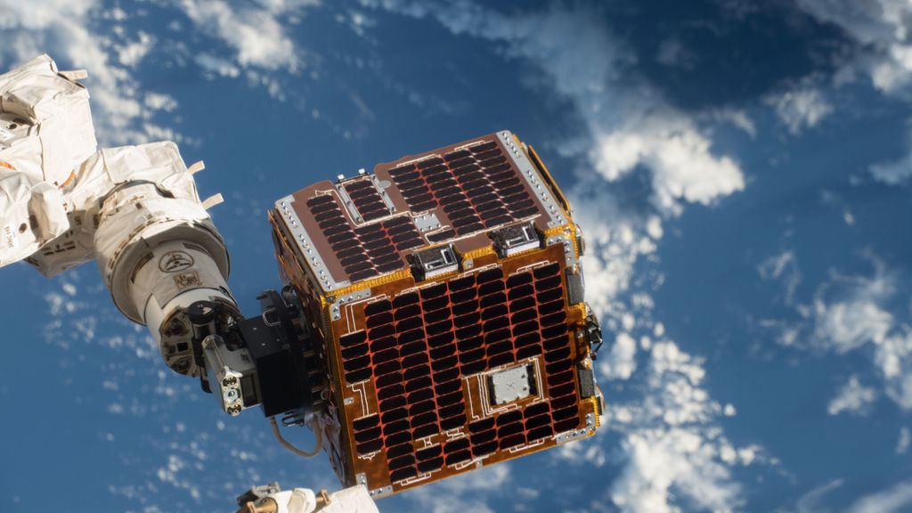 La NASA trabaja para eliminar los desechos espaciales