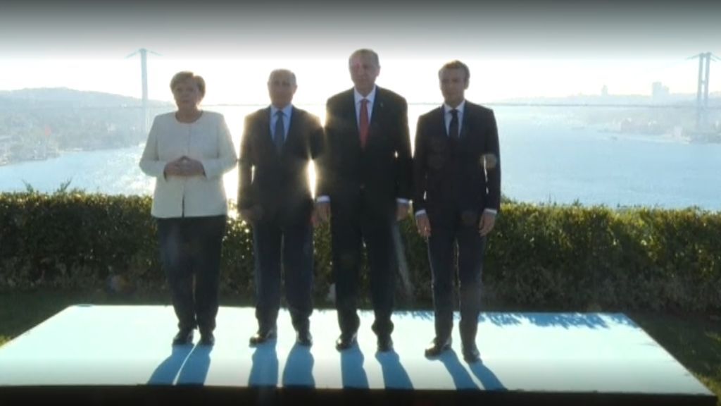 Putin, Merkel, Macron y Erdogan tratan de alcanzar un final para la guerra en Siria