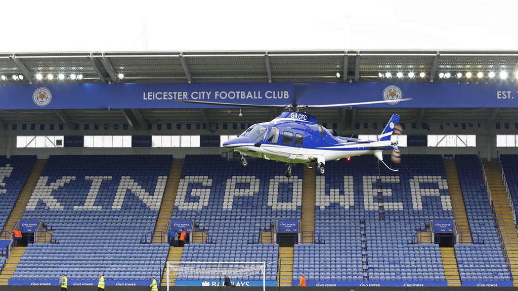 el-helicoptero-del-dueno-del-leicester-city-se-estrella-junto-al-estadio-tras-despegar
