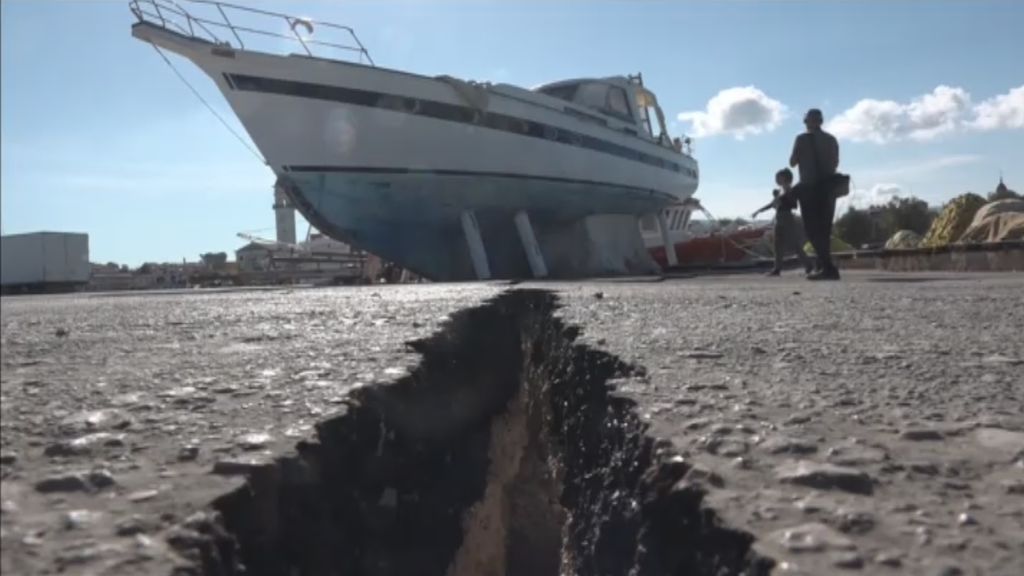 Un terremoto de magnitud 6.8 sacude la isla griega de Zakynthos provocando grandes desperfectos
