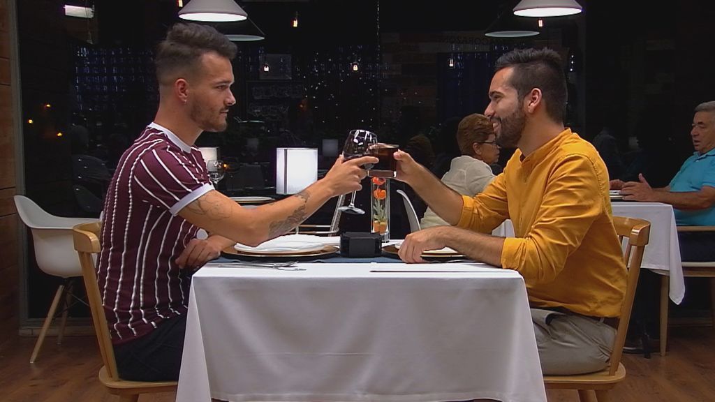 Mikel y David en 'First dates' 2.