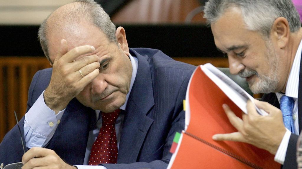 La Fiscalía mantiene su acusación contra Chaves y Griñán en el caso de los ERE La Fiscalía mantiene su acusación contra Chaves y Griñán en el caso de los ERE