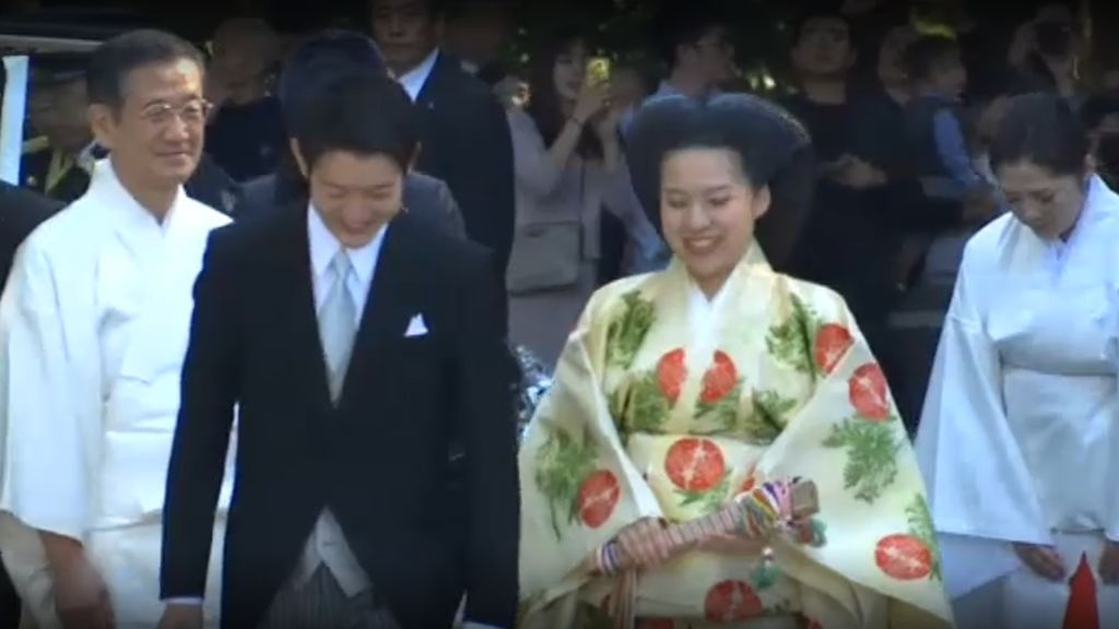 La princesa Ayako pierde su título al casarse con un plebeyo pero recibe 900.000 euros