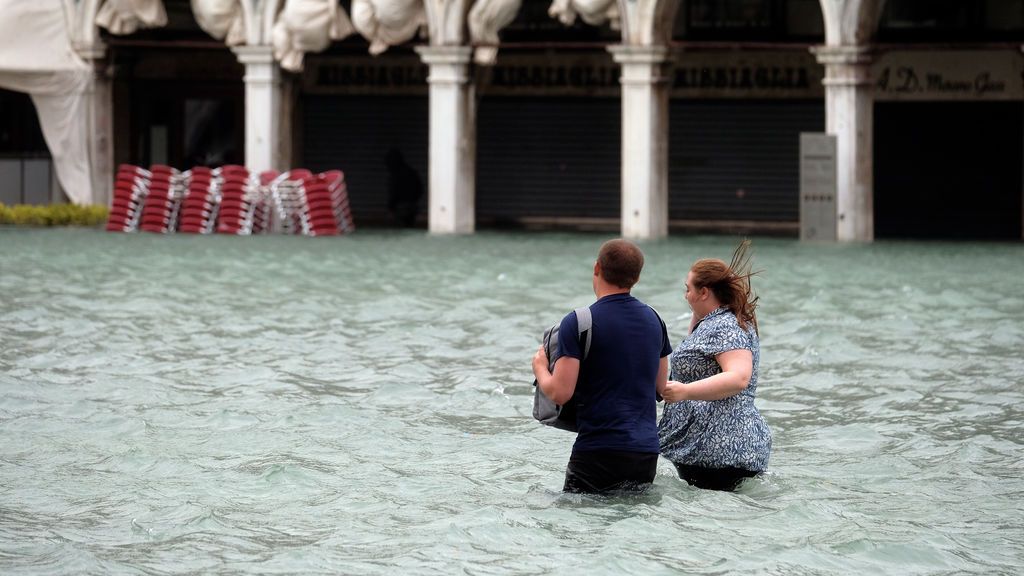 Italia se inunda por un temporal que deja ya seis muertos