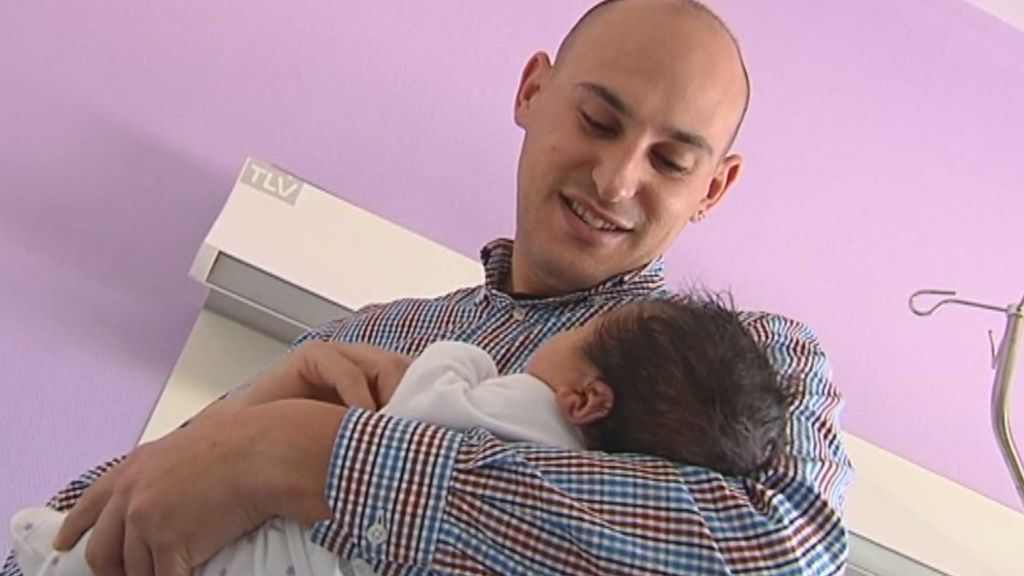 Los empleados públicos tendrán ocho semanas de permiso de paternidad desde Enero