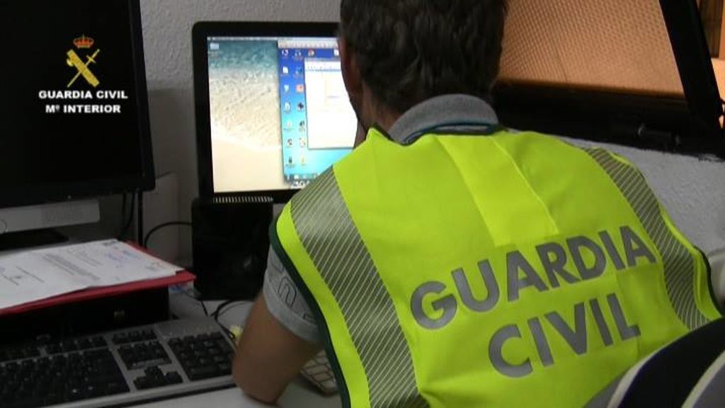 Detenido en Málaga por abusar sexualmente a una joven mientras la fotografiaba Detenido en Málaga por abusar sexualmente a una joven mientras la fotografiaba