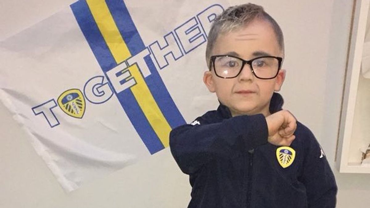 Un niño de cuatro años se disfraza de Marcelo Bielsa para Halloween y arrasa en redes sociales Un niño de cuatro años se disfraza de Marcelo Bielsa para Halloween y arrasa en redes sociales