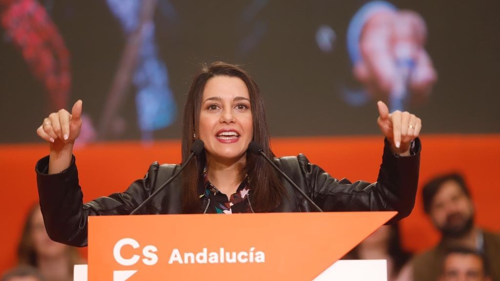 Arrimadas asegura que Ciudadanos cuenta con "el mejor equipo" para ganar los comicios andaluces