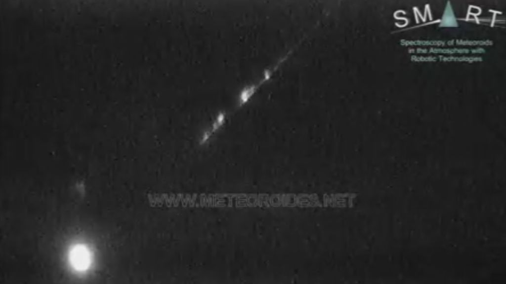 Una bola de fuego atraviesa el sur de España procedente del cometa Encke