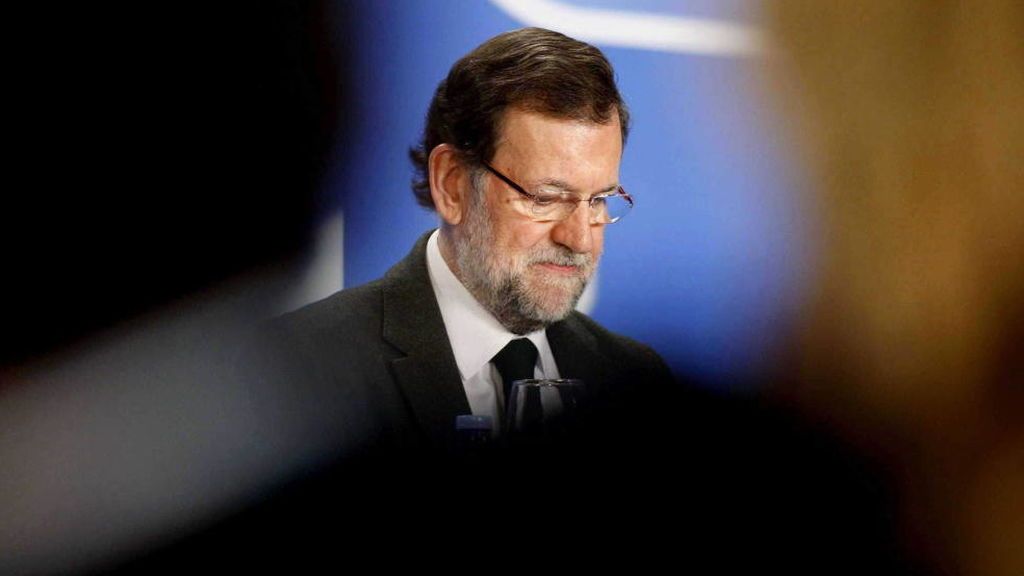 Rajoy, enfadado por las grabaciones que insinúan que aprobaba los contactos de Cospedal y Villarejo