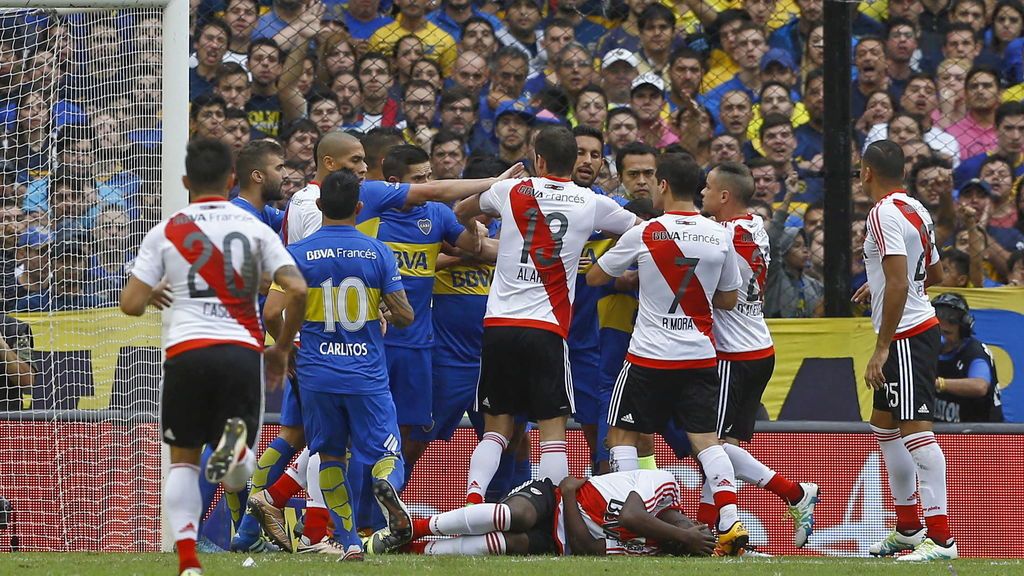 Quema la casa de su ex cuñado tras una discusión por el Boca-River de la Copa Libertadores