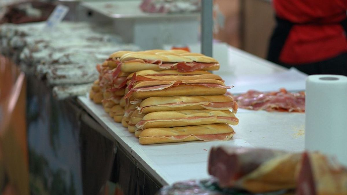 Piden cuatro años y 10 meses de cárcel por robar un bocadillo en una panadería de Barcelona