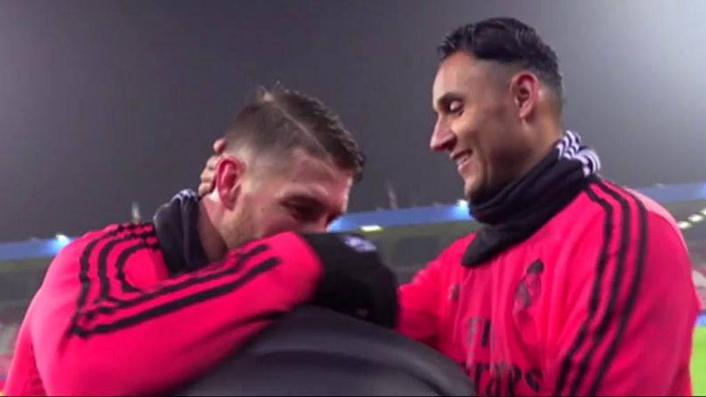 El golazo de Sergio Ramos en el entrenamiento: "Luego te digo cómo se hace eso" El golazo de Sergio Ramos en el entrenamiento: "Luego te digo cómo se hace eso"