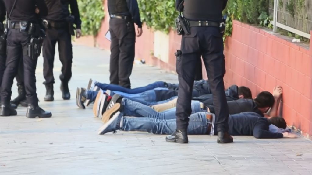 Una quedada de ultras acaba con tres detenidos y siete heridos leves en Alicante
