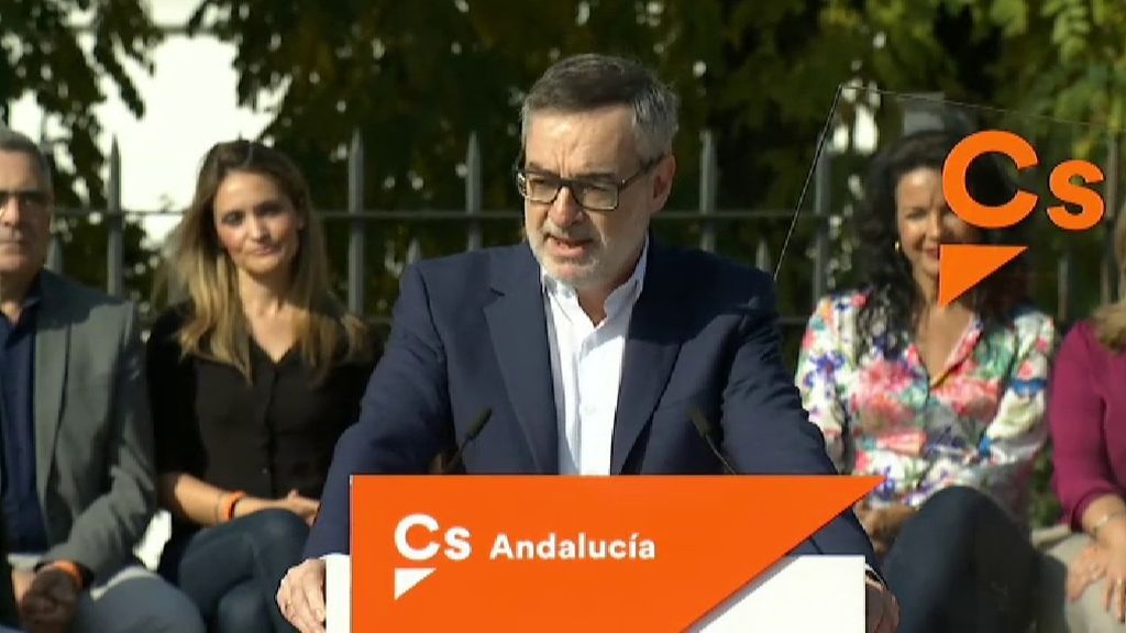 Villegas acusa a Pedro Sánchez de "vender España a los separatistas y a los populistas"