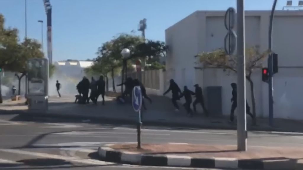 Brutal enfrentamiento entre los ultras del Hércules y del Castellón  en Alicante