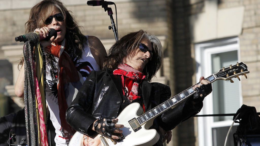 Joe Perry, guitarrista de Aerosmith,  hospitalizado de urgencia tras finalizar un concierto