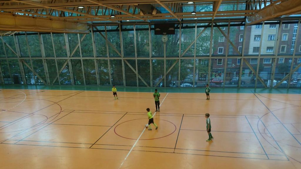 Mikel, el niño con autismo cuyo club no le dejaba jugar partidos, debuta con su nuevo equipo de fútbol Mikel, el niño con autismo cuyo club no le dejaba jugar partidos, debuta con su nuevo equipo de fútbol