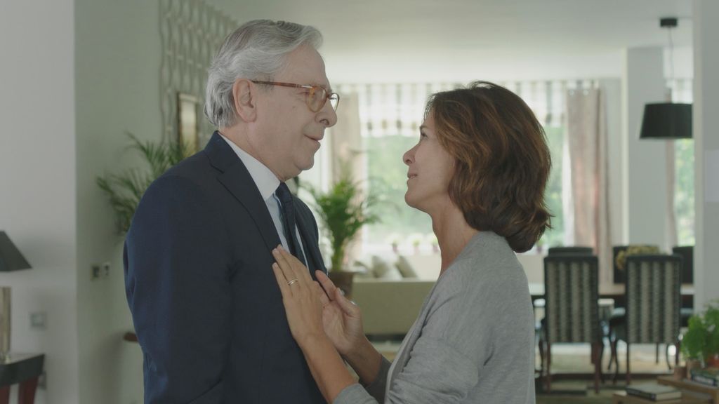 Enrique y Lidia en el décimo capítulo de 'La verdad'.