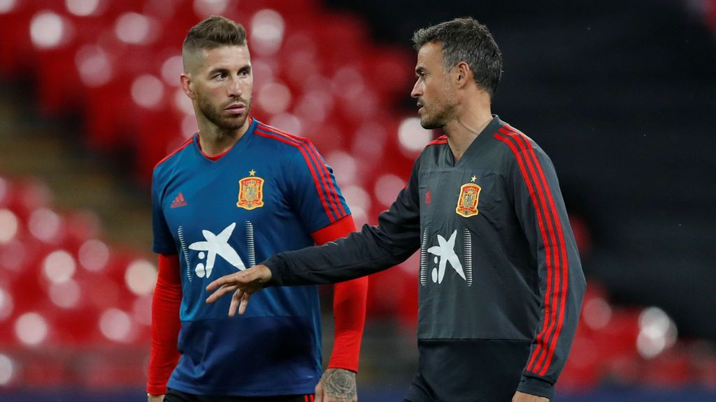 Ramos y Alba, los grandes protagonistas del primer entrenamiento de la Selección