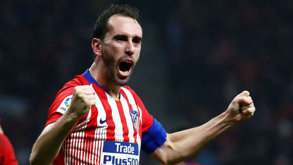 Godín sufre una lesión en los isquios y tiene muy complicado estar ante el Barça