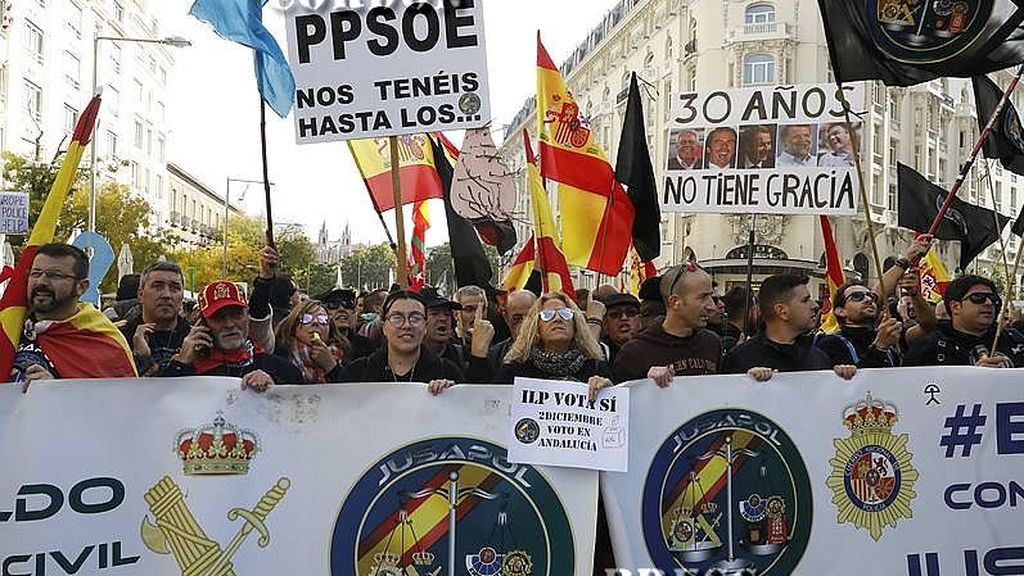 El Congreso aprueba regular por ley la equiparación salarial de los distintos cuerpos policiales de España