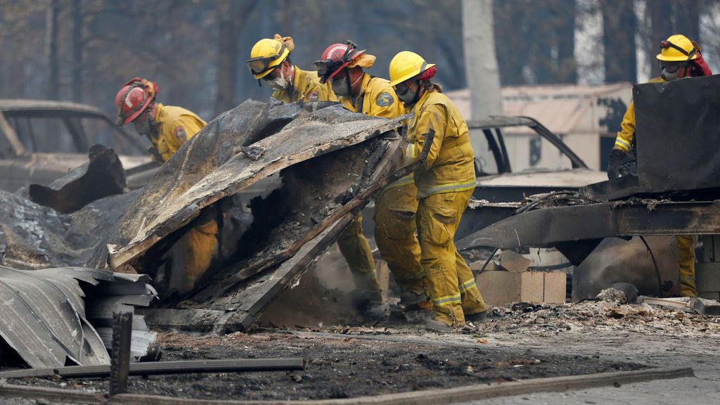 Los muertos en California por el incendio suman ya más de 50