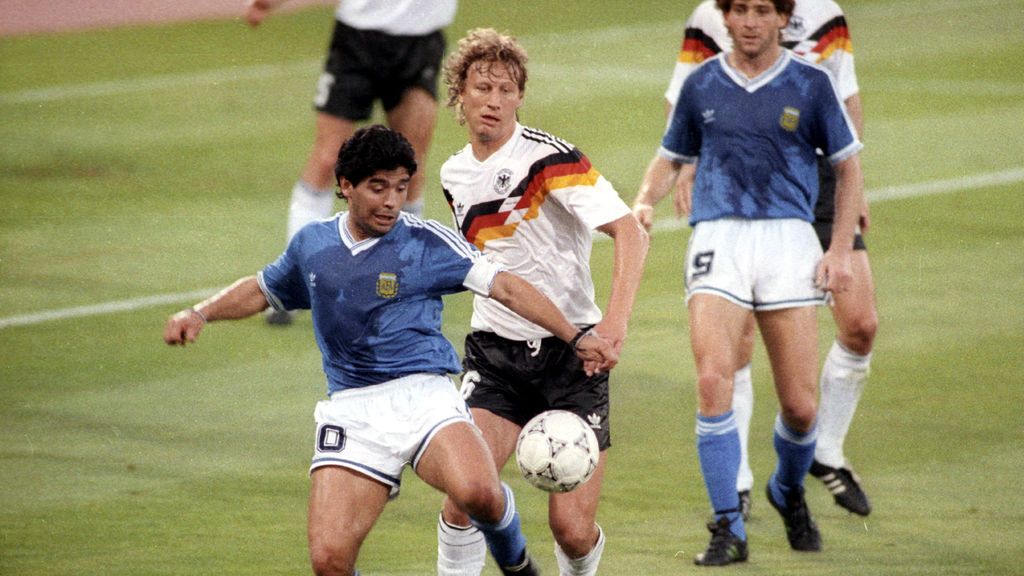 Maradona, al enterarse de la enfermedad del árbitro de la final del Mundial 90: “Es un ladrón, no me importa”