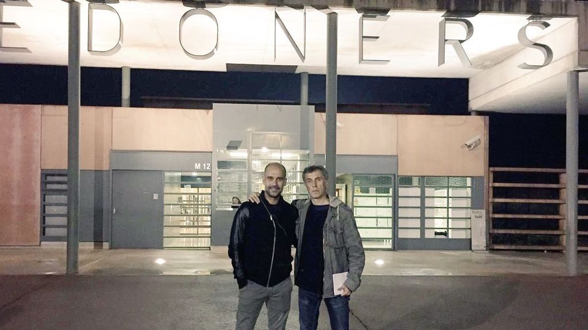 Pep Guardiola acude a la cárcel de Lledoners para visitar a los presos independentistas Pep Guardiola acude a la cárcel de Lledoners para visitar a los presos independentistas