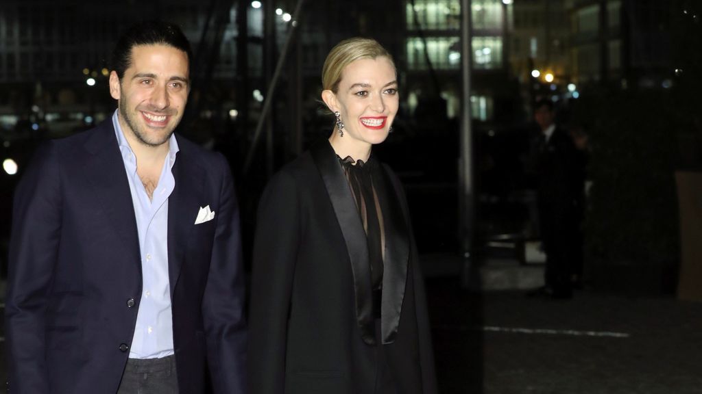Marta Ortega y Carlos Toretti llegando al cóctel de su boda
