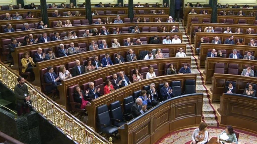 Ciudadanos y ERC se enzarzan en un cruce de insultos en el Congreso