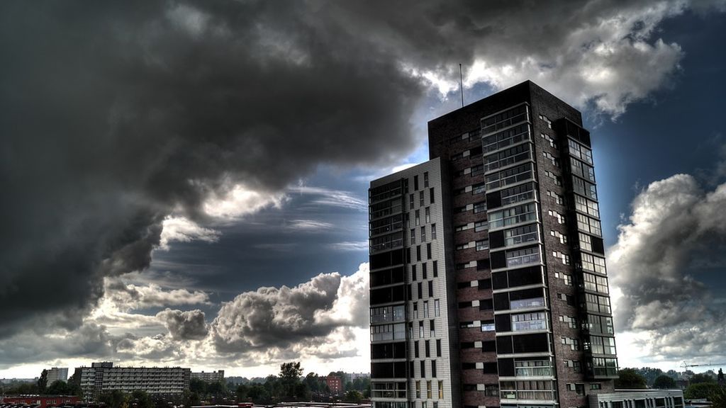 nubes negras