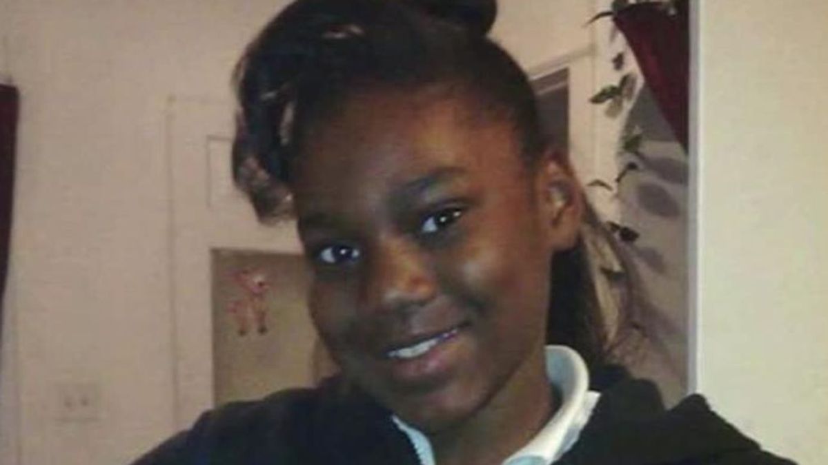 Sandra Parks, la niña premiada por su ensayo contra las armas, muere por una bala perdida a los 13 años
