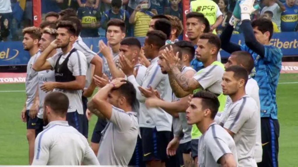 "No es un terremoto, es la gente": la Bombonera se colapsa para apoyar a Boca