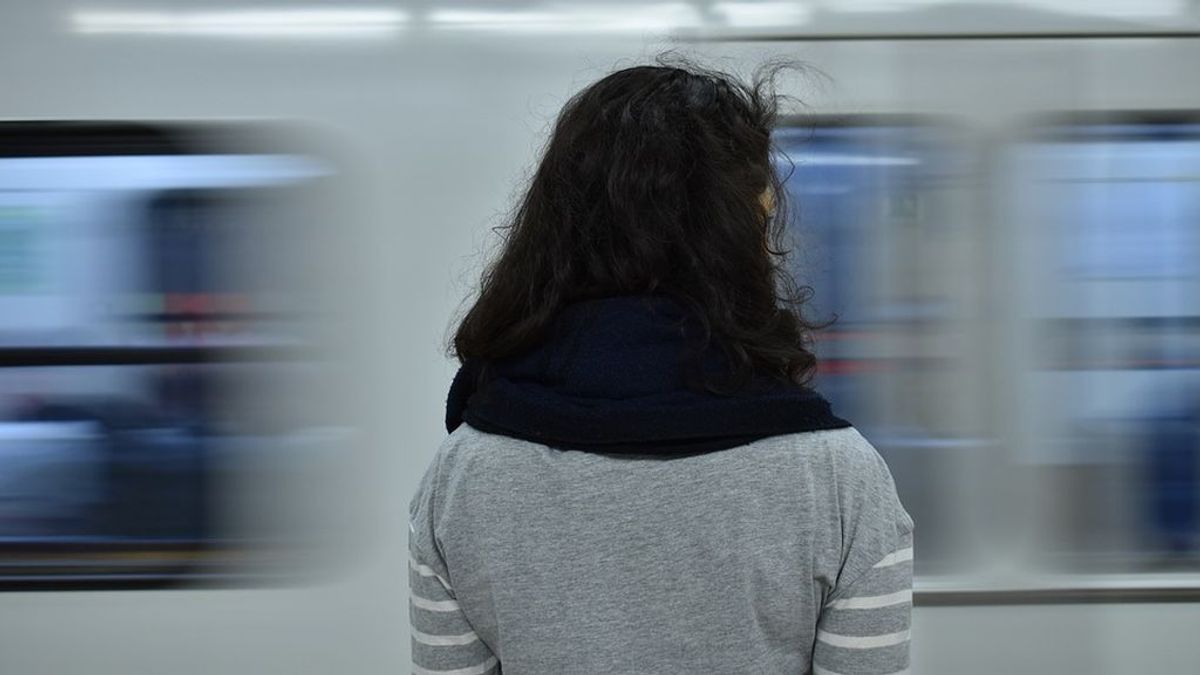 "Fuiste mi ángel de la guarda": la carta de agradecimiento de una mujer acosada en el metro a un desconocido