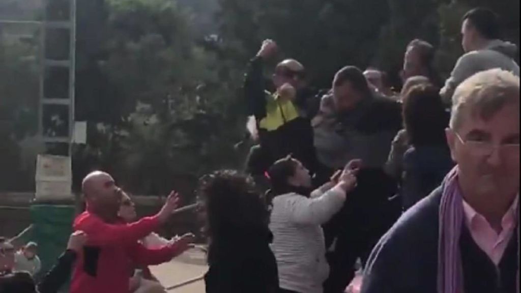 Lamentable pelea de padres en un partido de fútbol infantil en Murcia
