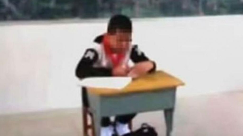 Un niño con cáncer es apartado de sus compañeros porque su profesor no quería que los contagiase
