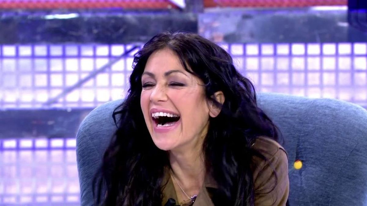 Maite Galdeano, puro espectáculo en el 'Deluxe': imitaciones, pedos y risas