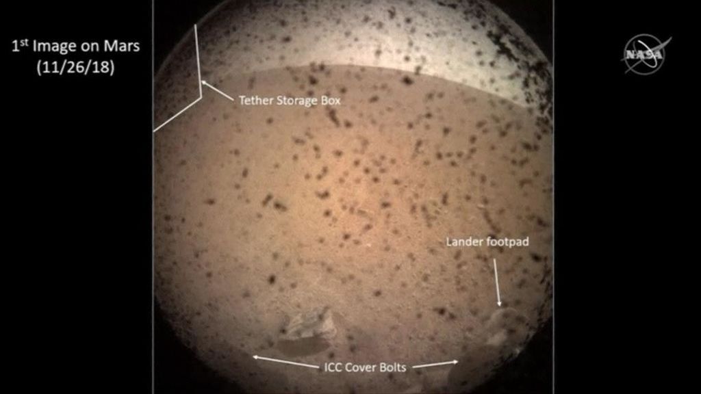 La primera imagen que ha tomado la sonda InSight en Marte