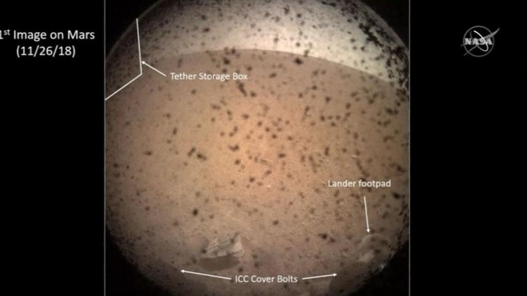 La sonda InSight toma la primera fotografía del horizonte de Marte