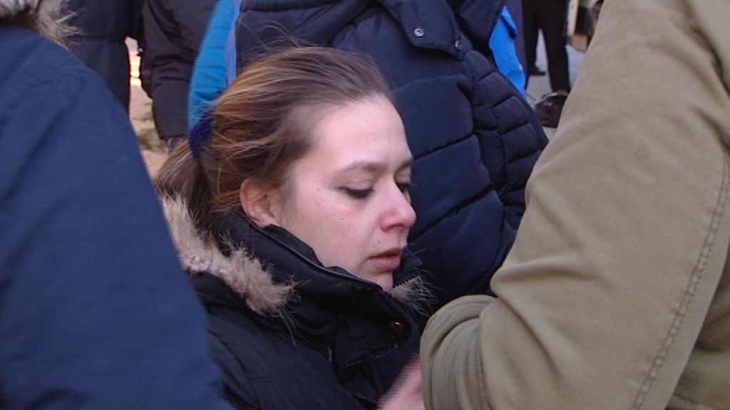 Raquel y sus dos hijos se quedan en la calle