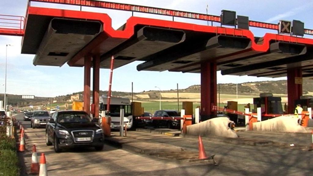 La autopista AP-1,  la primera que deja de cobrar peaje desde este viernes