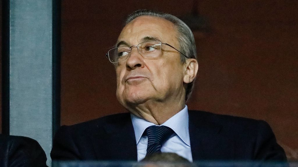 La conversación entre el presidente de la CONMEBOL y Florentino Pérez para la disputa de la Libertadores en el Bernabéu La conversación entre el presidente de la CONMEBOL y Florentino Pérez para la disputa de la Libertadores en el Bernabéu