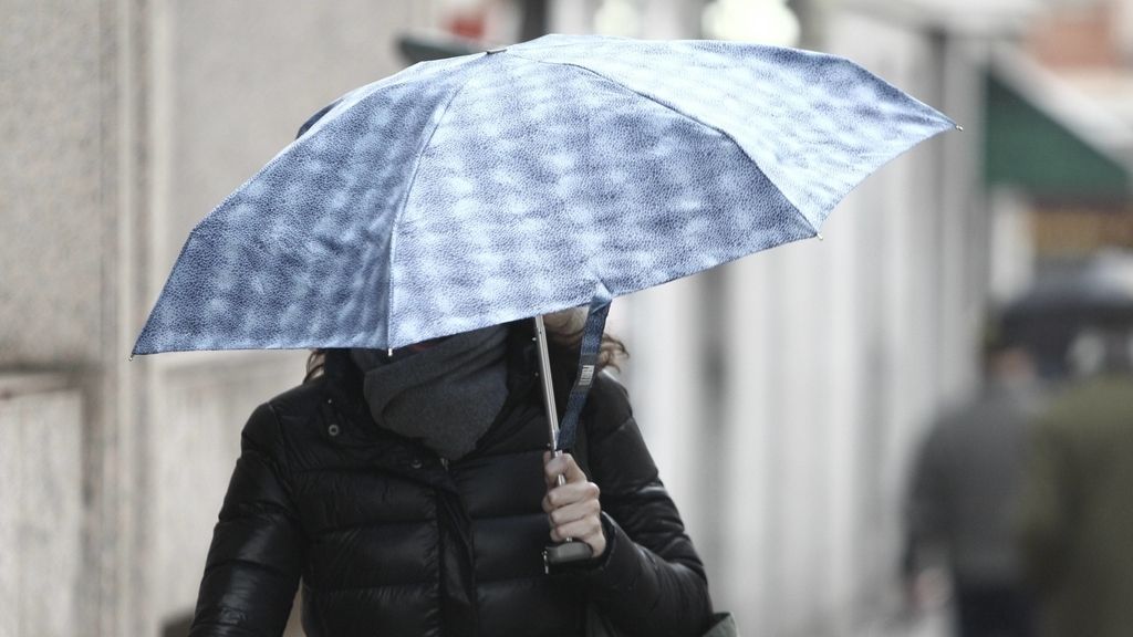 Las lluvias se expanden: no dejarán ningún rincón de España sin mojar este viernes