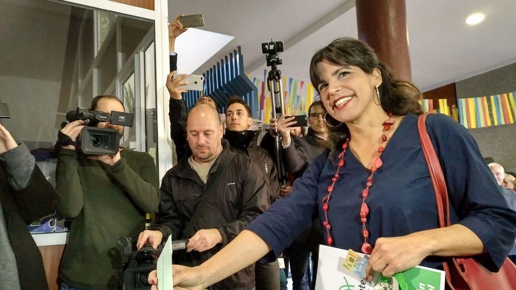 Teresa Rodríguez desea que "haya participación masiva" porque "es importante que los andaluces hagan política"