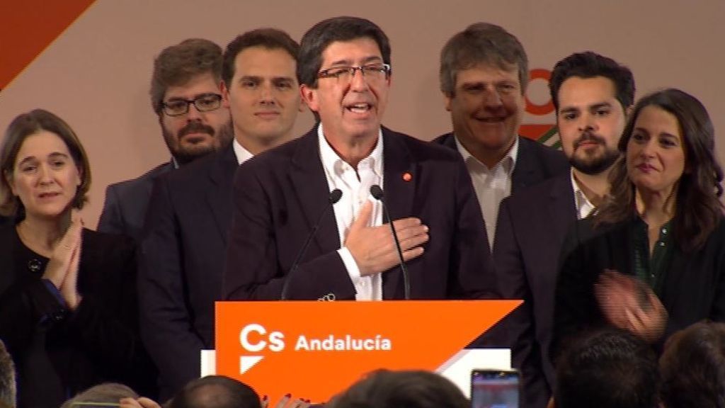 Ciudadanos logra 21 escaños y pide adelanto electoral a Sánchez