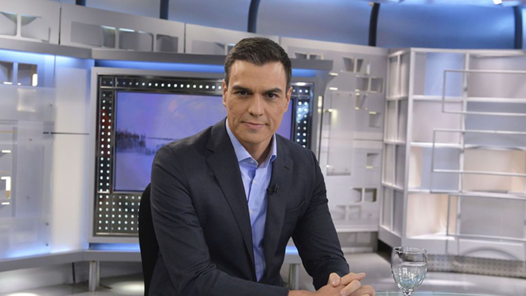 Pedro Piqueras entrevista a Sánchez tras la debacle socialista en Andalucía