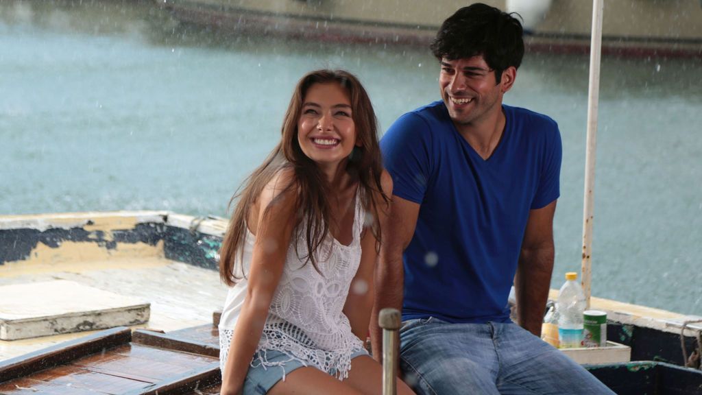 Nihan y Kemal en 'Kara Sevda (Amor eterno)'.